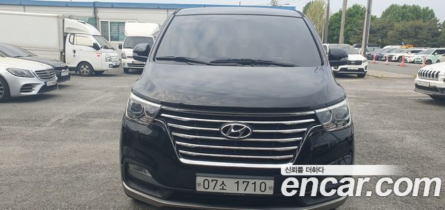 Hyundai Starex 2019