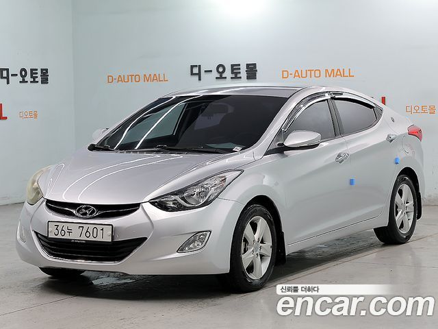 Hyundai AVANTE 2013