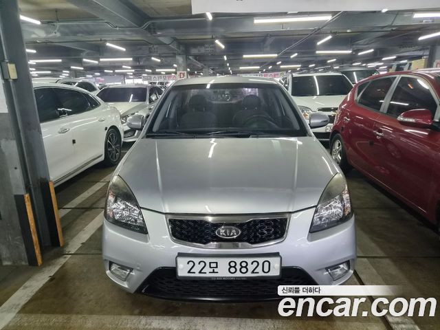 Kia pride 2011
