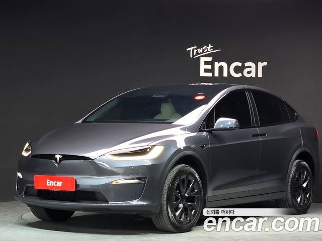Tesla Model X 2023