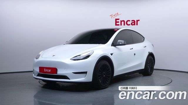 Tesla Model Y 2023
