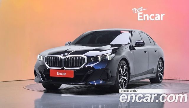 BMW 5-Series 2025