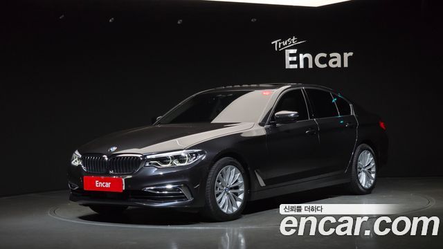 BMW 5-Series 2019