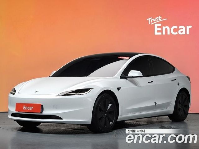 Tesla Model 3 2024