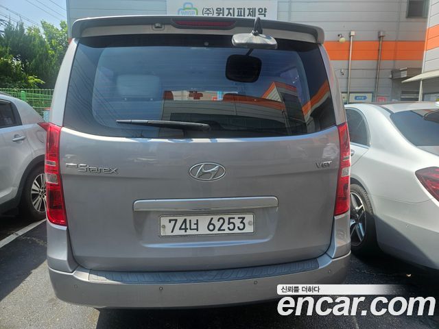 Hyundai Starex 2015