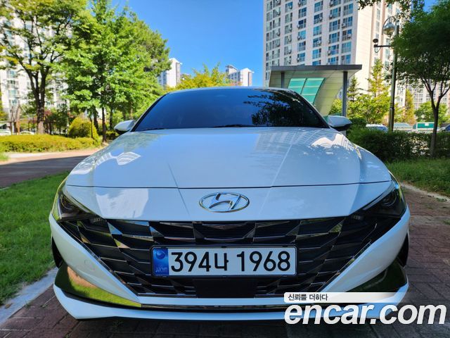Hyundai AVANTE 2022