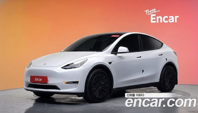 Tesla Model Y 2021