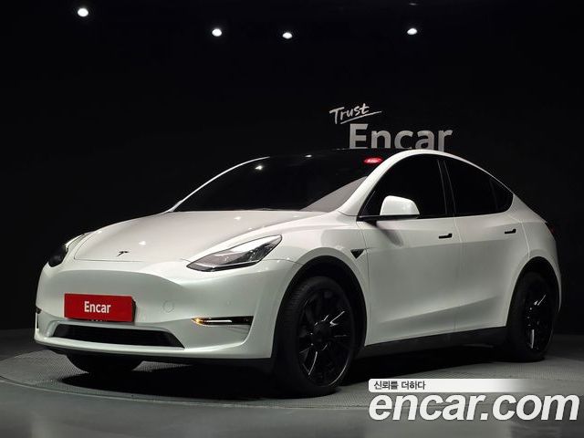 Tesla Model Y 2022