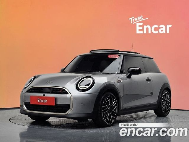 Mini Cooper 2024