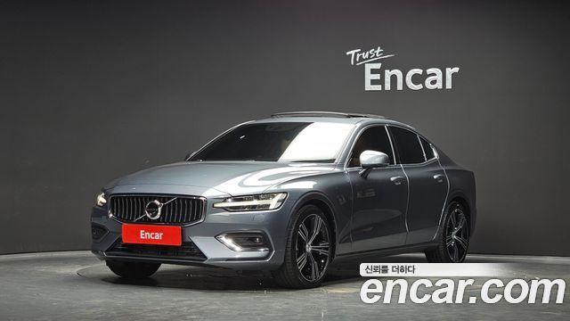 Volvo S60 2021