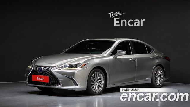 Lexus ES 2018