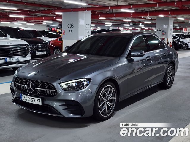 Mercedes-Benz E-Class 2021