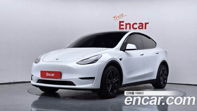 Tesla Model Y 2022