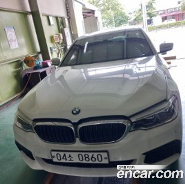 BMW 5-Series 2019