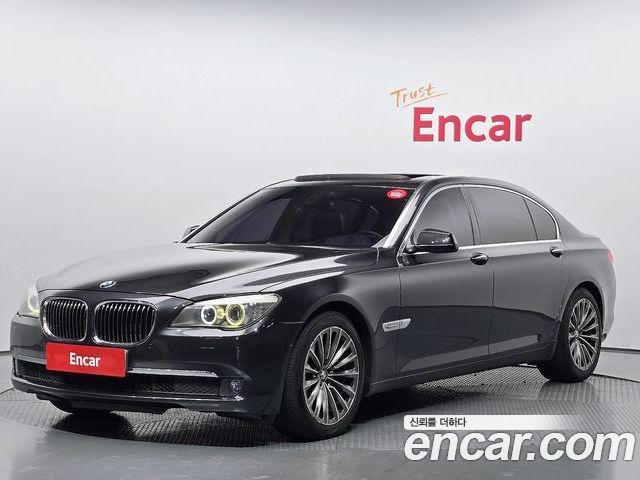 BMW 7-Series 2010