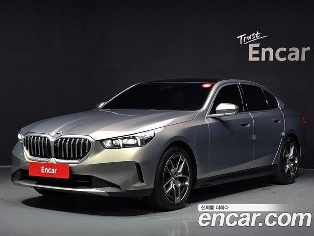 BMW 5-Series 2025