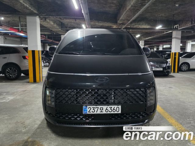 Hyundai Staria 2025