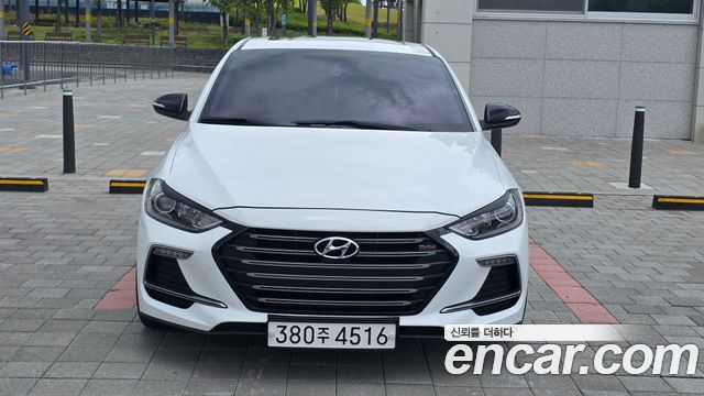 Hyundai AVANTE 2015