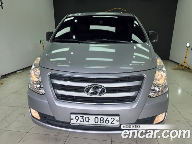 Hyundai Starex 2017