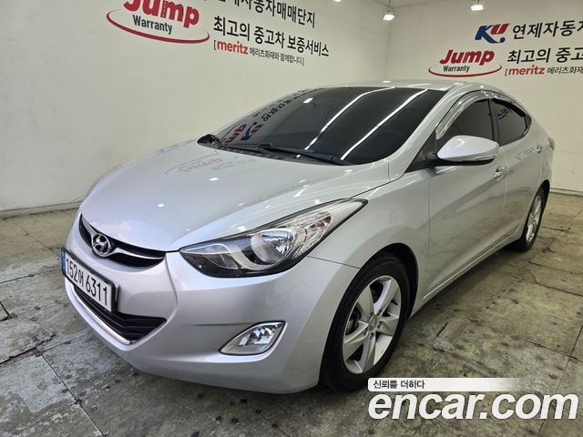 Hyundai AVANTE 2013
