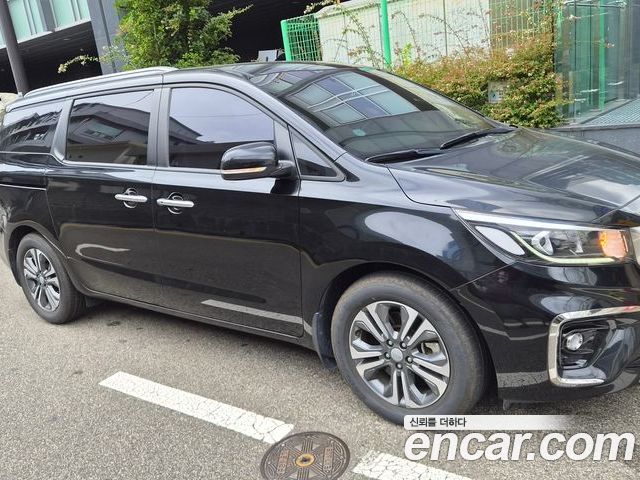 Kia Canival 2019