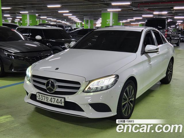Mercedes-Benz C-Class 2019