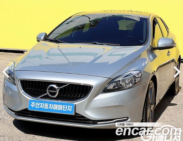 Volvo V40 2016