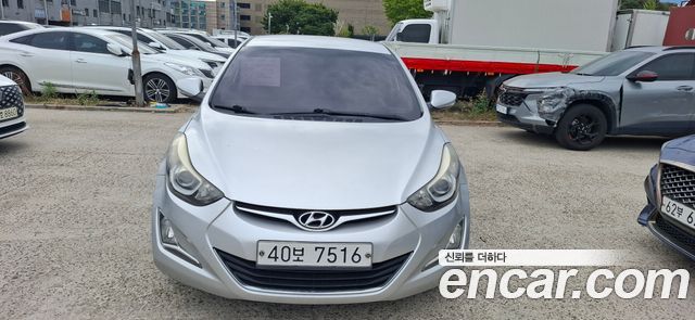 Hyundai AVANTE 2013