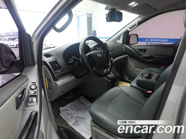 Hyundai Starex 2016