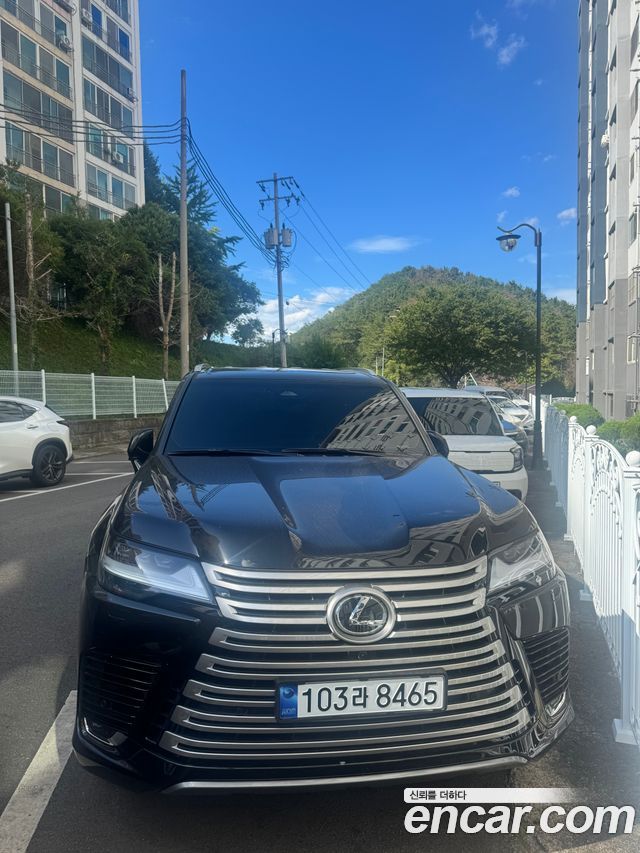 Lexus LX 2026