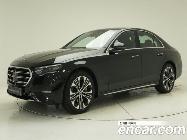 Mercedes-Benz E-Class 2025