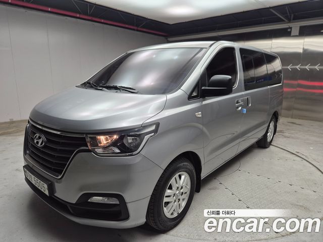 Hyundai Starex 2019