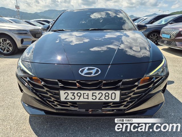 Hyundai AVANTE 2022