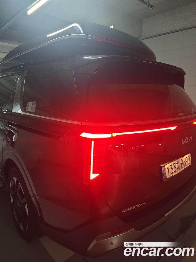Kia Canival 2024