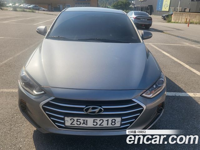 Hyundai AVANTE 2016