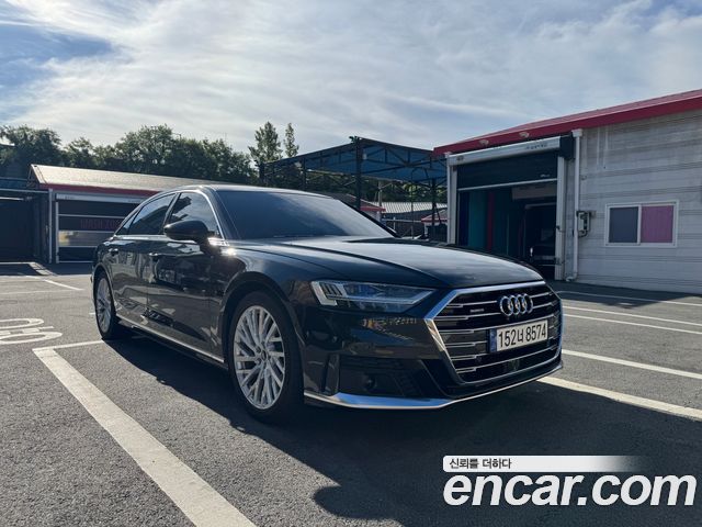 Audi A8 2021