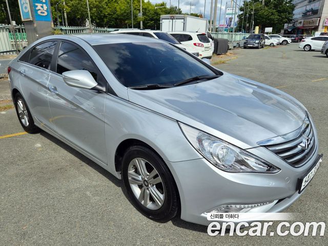Hyundai Sonata 2013