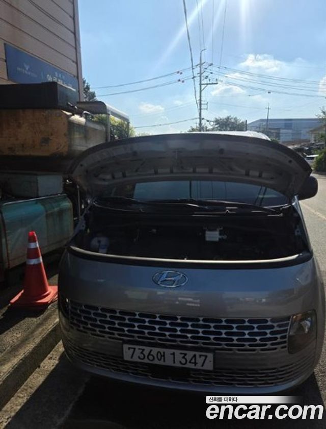 Hyundai Staria 2022
