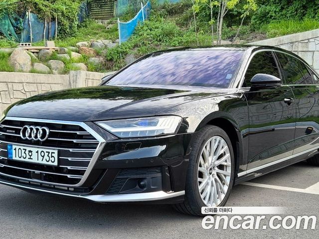 Audi A8 2021