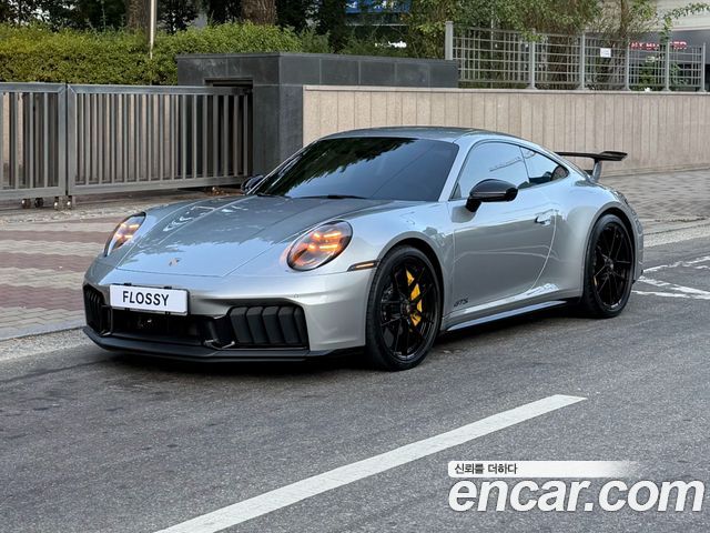 Porsche 911 2025