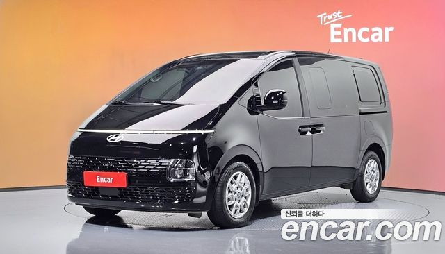 Hyundai Staria 2025
