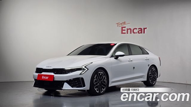 Kia K5 2025