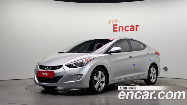Hyundai AVANTE 2013
