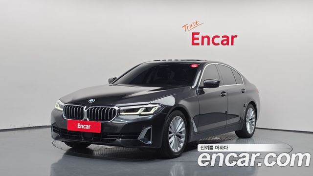 BMW 5-Series 2022