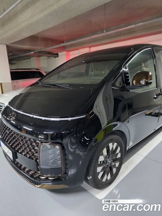 Hyundai Staria 2023