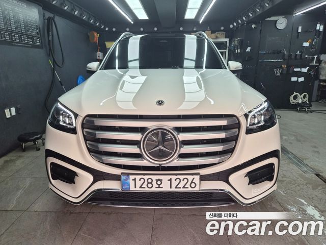 Mercedes-Benz GLS-Class 2025