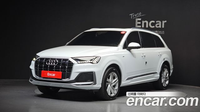 Audi Q7 2021