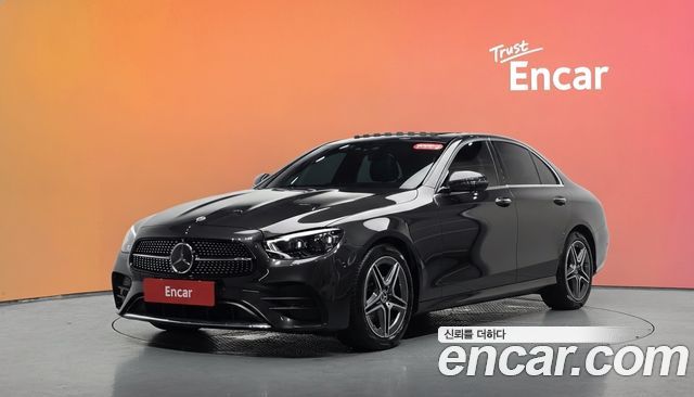 Mercedes-Benz E-Class 2023