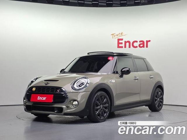 Mini Cooper 2019