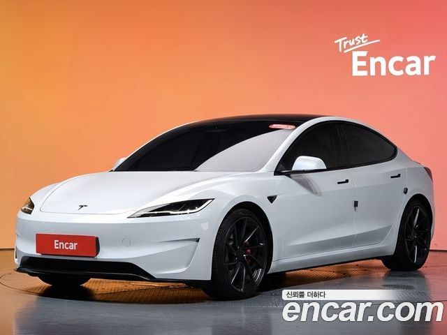 Tesla Model 3 2026